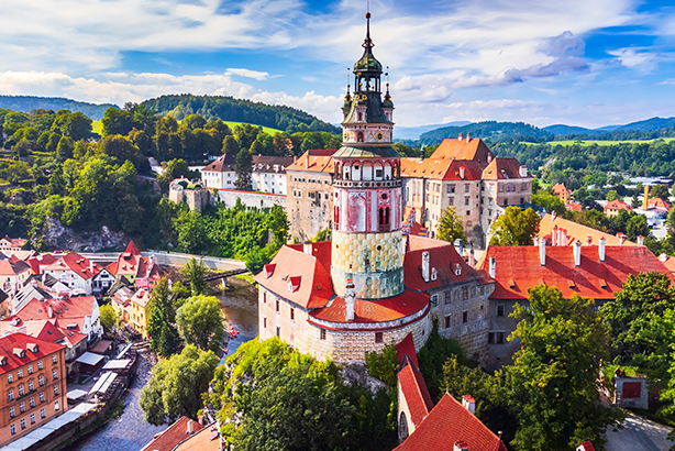 奧地利 捷克．雙國進行曲12天 中華航空．6晚五星住宿